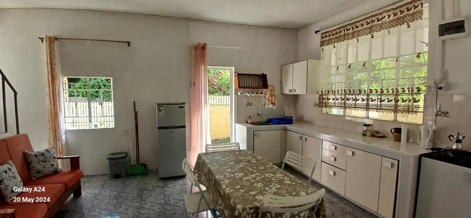 Appartamento The Tiny House Rivière Noire Esterno foto